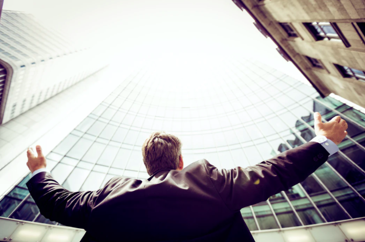 4 Essential Skills Needed to Thrive in PR